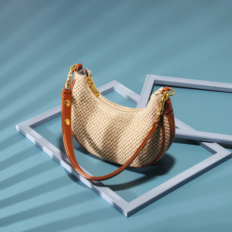 Half Moon Crescent - Summer straw woven moon shaped bag,