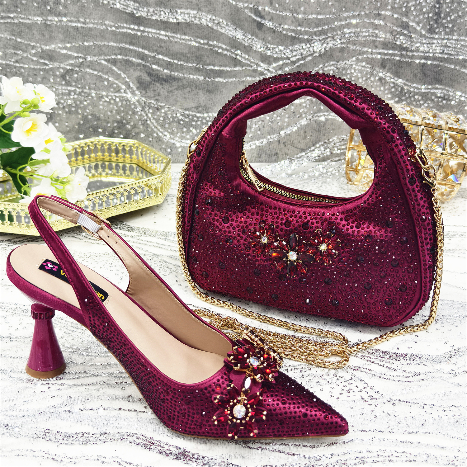 Purcoral Sparkly Gold Rhinesto – Women Bags For Wedding recenzja i cena