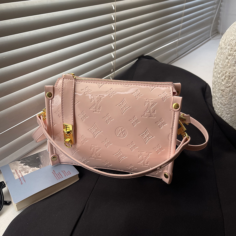 Classic Design Collection 2026 – Women Bags Collection recenzja i cena