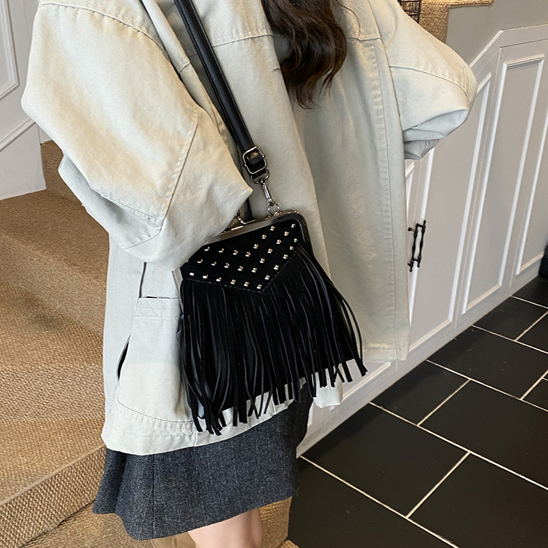 Women's Fashion Rivet Handheld – Women Bags Collection recenzja i cena
