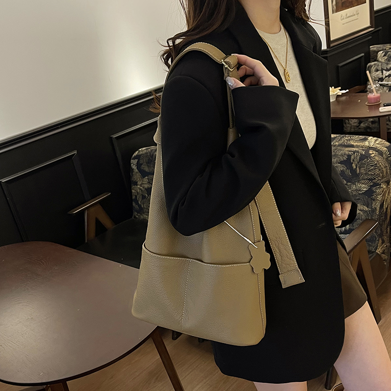 Women's Genuine Leather Should – Hobo Bag Slouchy recenzja i cena