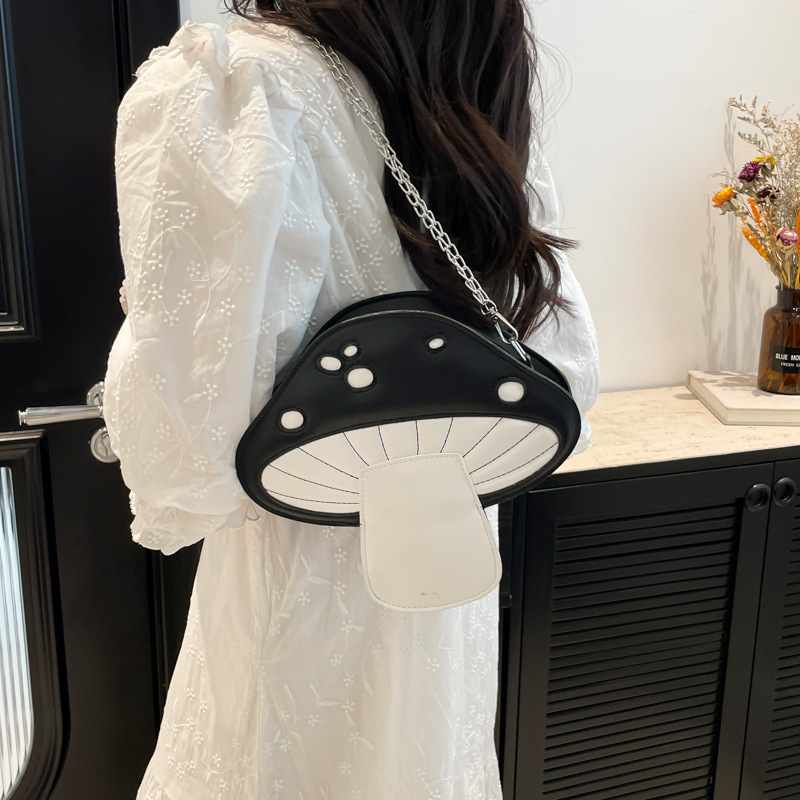 Young Girls Mini Crossbody Pho – Women'S Young Bags recenzja i cena