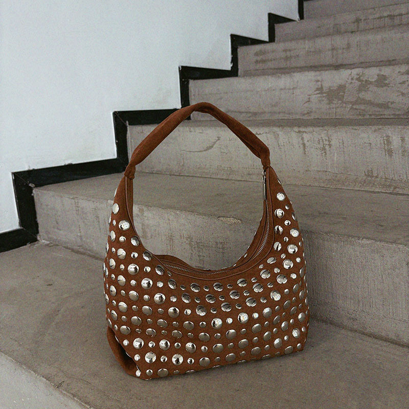 New high-end Leather Rivet Buc – Women Bags High End Brands recenzja i cena