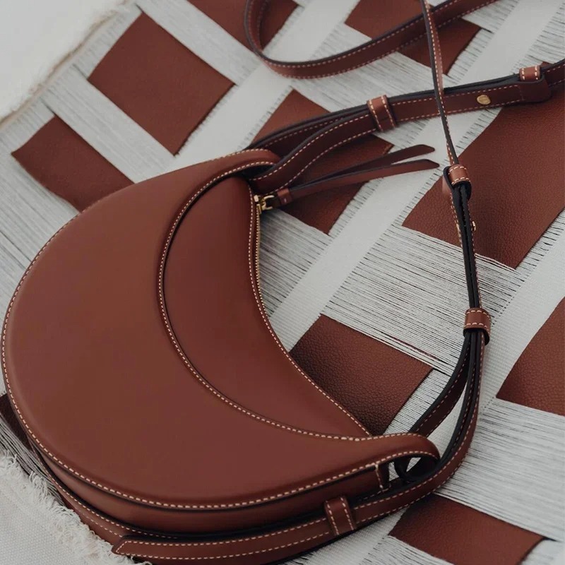French Fashion Genuine Leather – Half Moon Crescent recenzja i cena