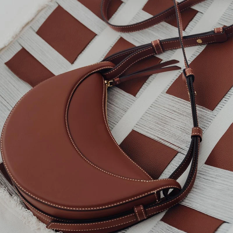 Fashion Genuine Leather Women' – Half Moon Crescent recenzja i cena