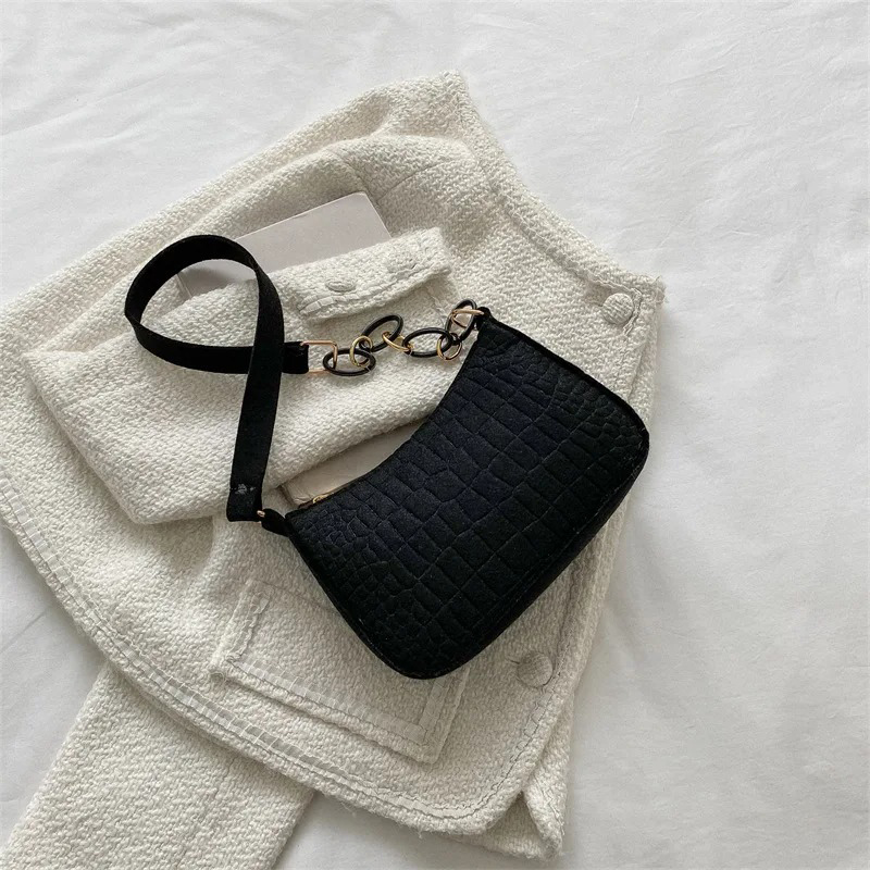 Fashion Ladies Handbag Under C – Half Moon Crescent recenzja i cena